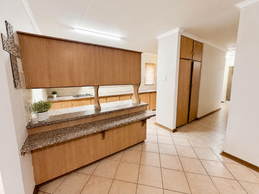 2 Bedroom Property for Sale in Potchefstroom North West